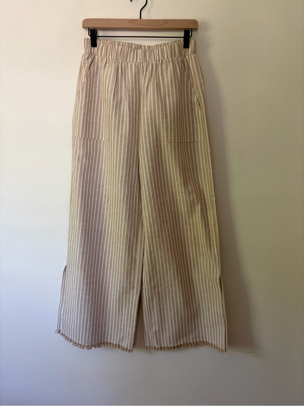 NWOT Wide-Leg Striped Pull-On Pants in Cream - Picture 1 of 7